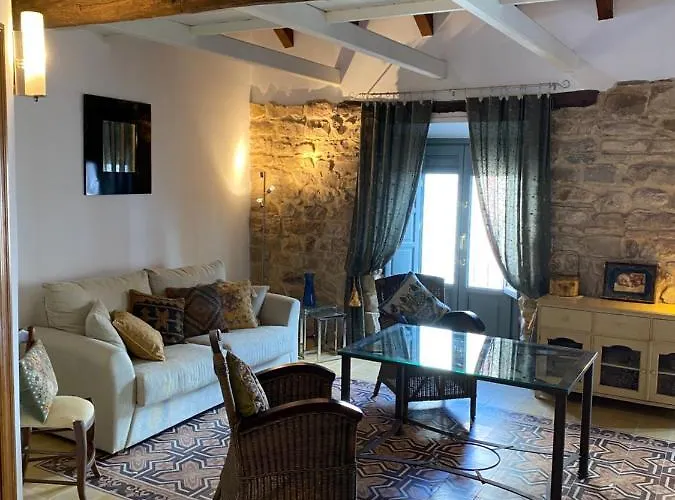 Casa Del Torno De Las Monjas
